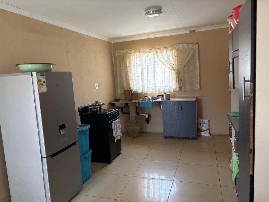2 Bedroom Property for Sale in Soshanguve S Gauteng