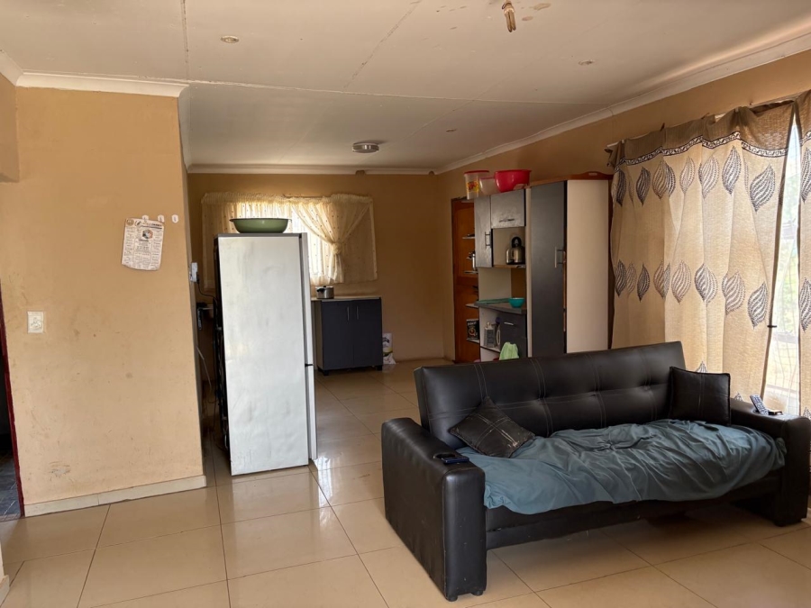 2 Bedroom Property for Sale in Soshanguve S Gauteng