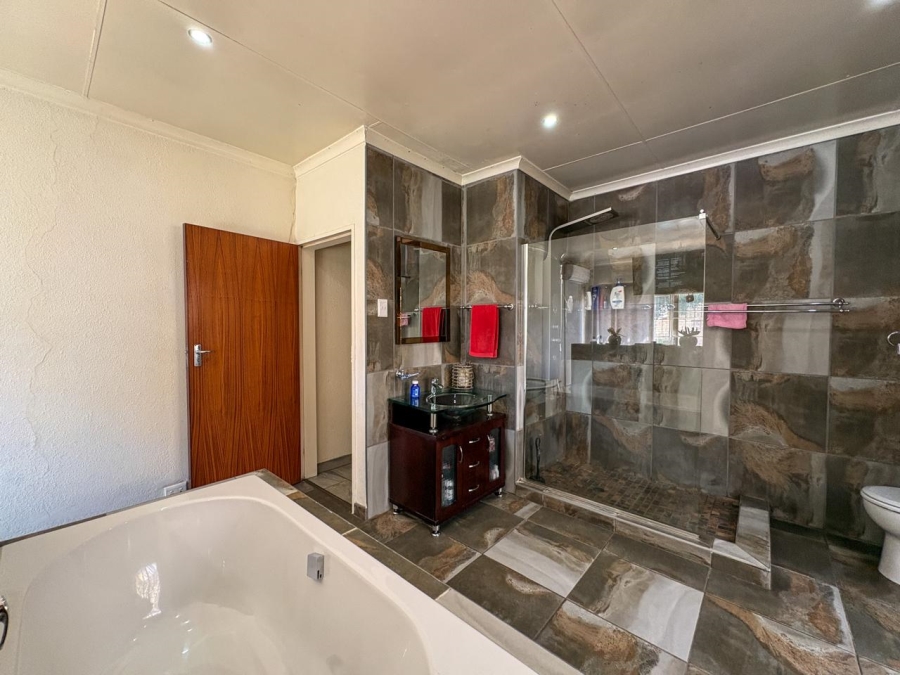 4 Bedroom Property for Sale in Brakpan North Gauteng