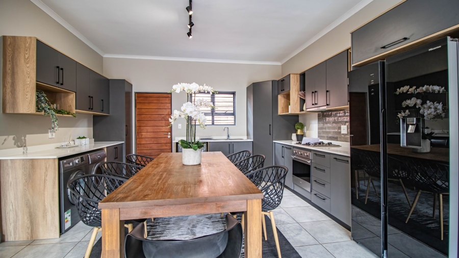 3 Bedroom Property for Sale in Olympus AH Gauteng