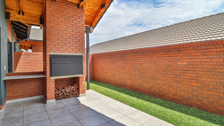 3 Bedroom Property for Sale in Olympus AH Gauteng