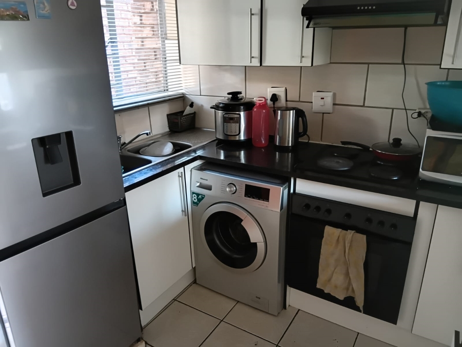 2 Bedroom Property for Sale in Clarina Gauteng