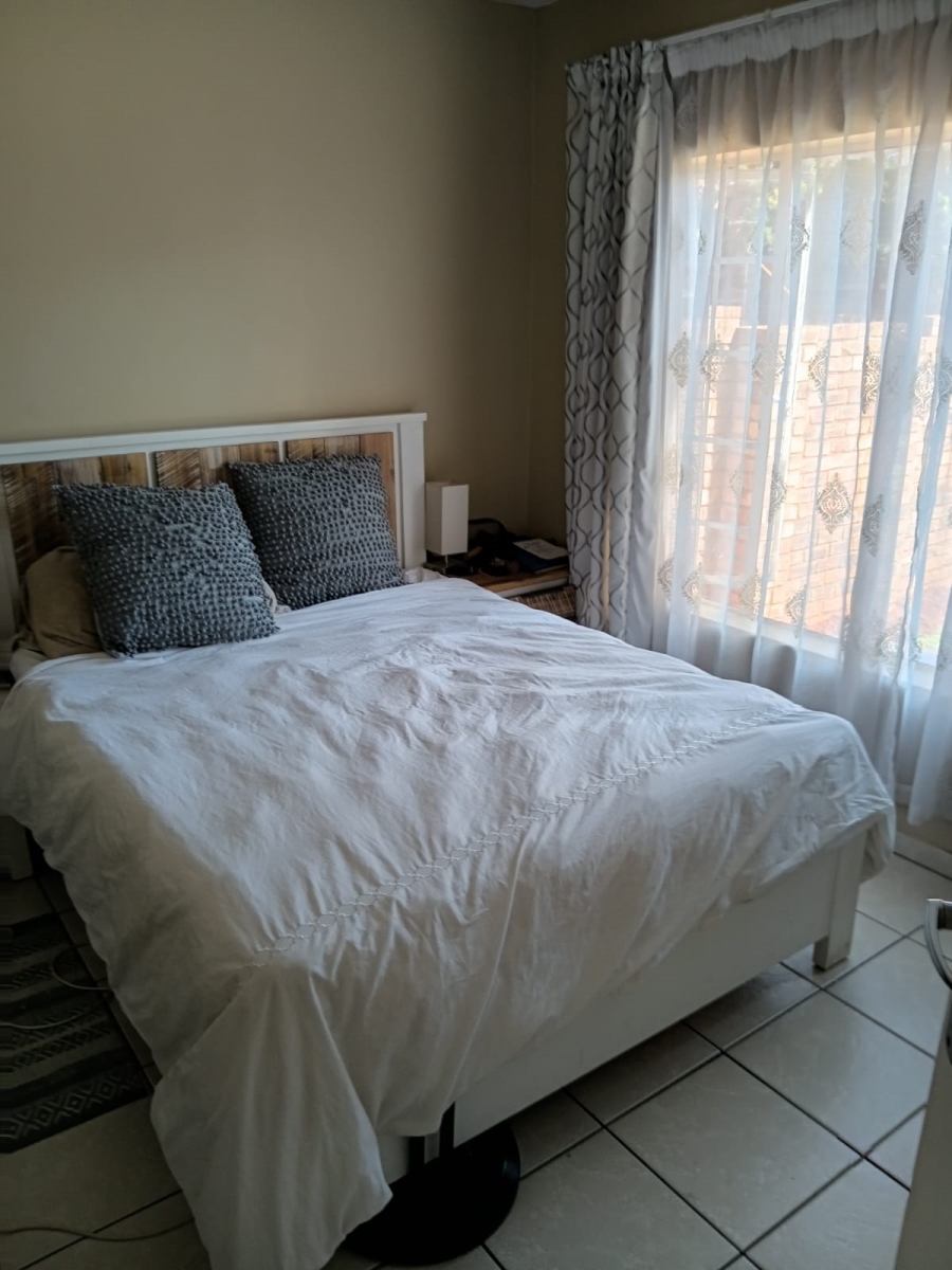 2 Bedroom Property for Sale in Clarina Gauteng