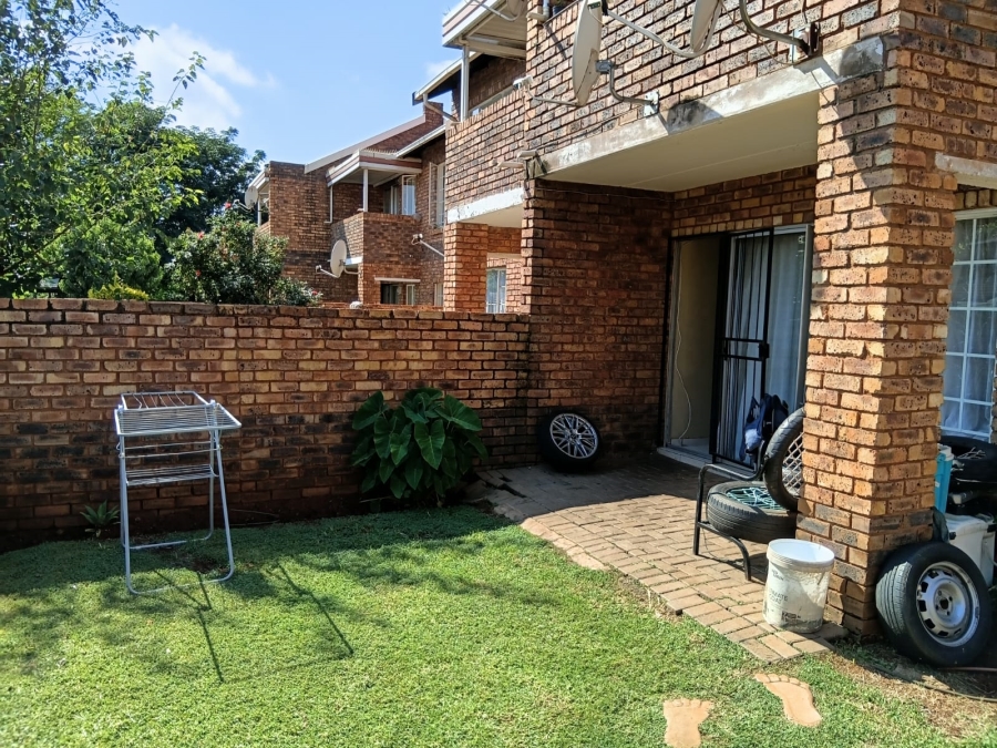 2 Bedroom Property for Sale in Clarina Gauteng
