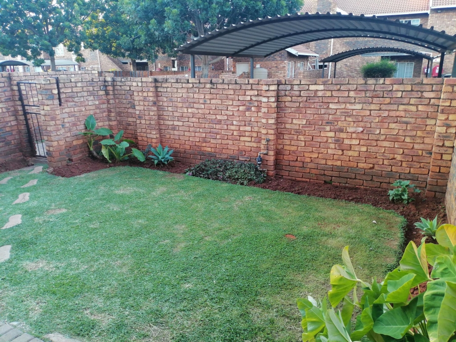 2 Bedroom Property for Sale in Clarina Gauteng