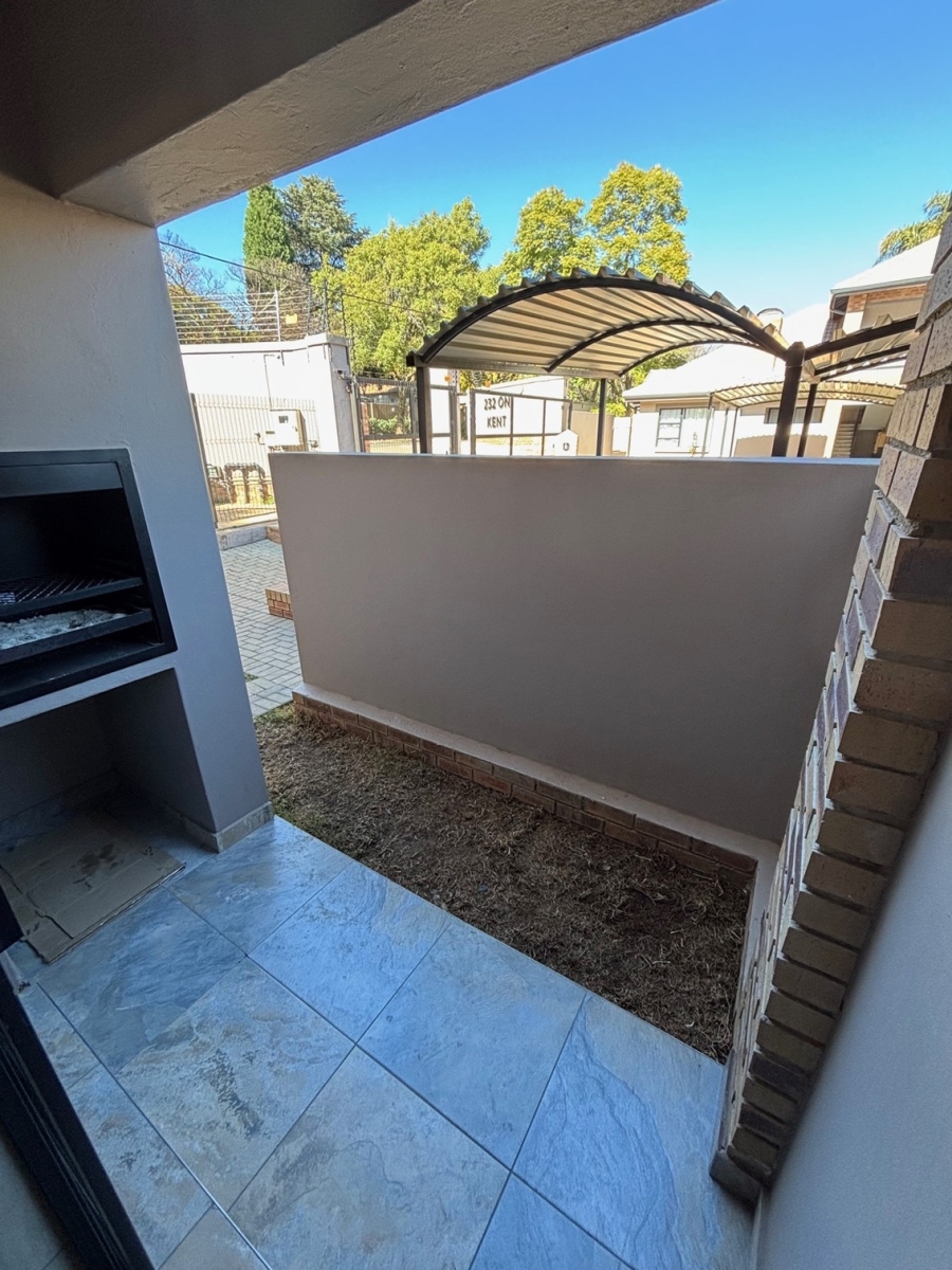To Let 1 Bedroom Property for Rent in Ferndale Gauteng