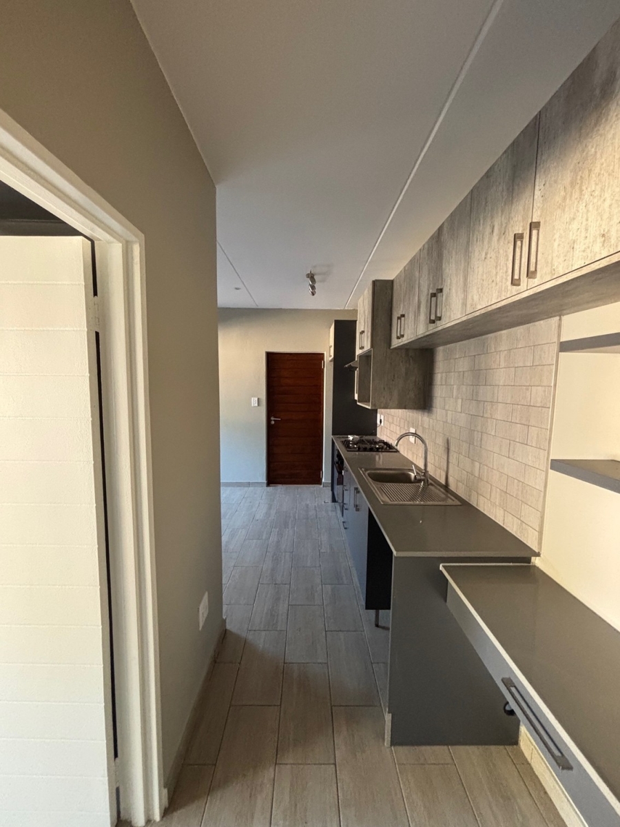 To Let 1 Bedroom Property for Rent in Ferndale Gauteng