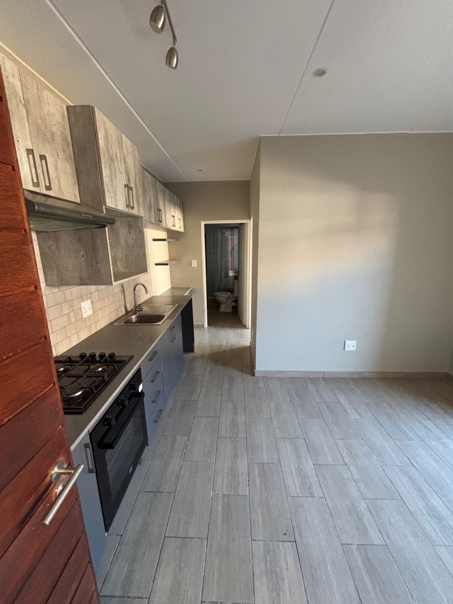 To Let 1 Bedroom Property for Rent in Ferndale Gauteng