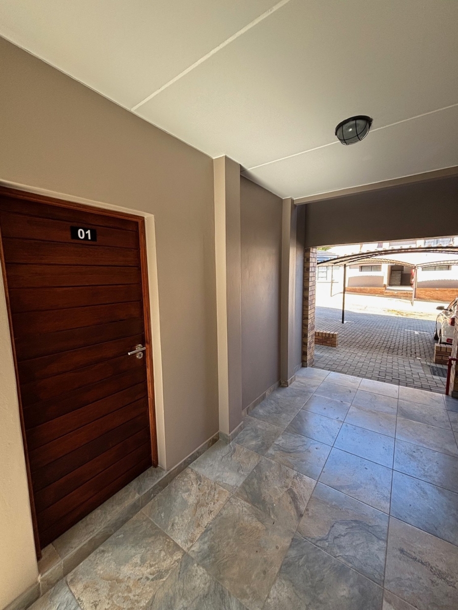 To Let 1 Bedroom Property for Rent in Ferndale Gauteng