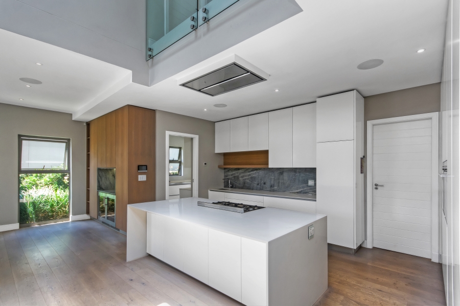 5 Bedroom Property for Sale in Morningside Gauteng