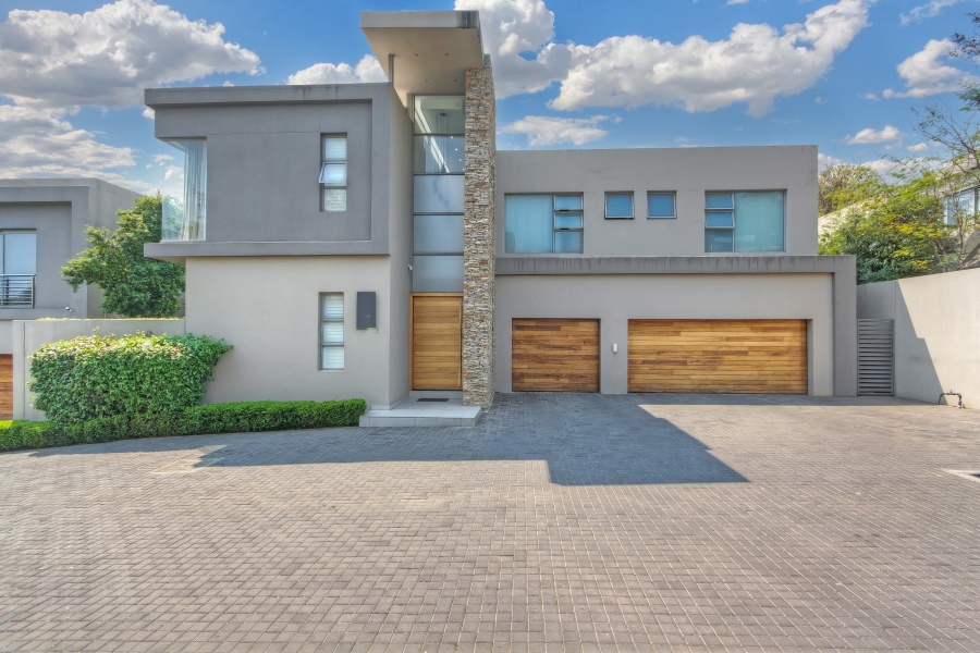 5 Bedroom Property for Sale in Morningside Gauteng