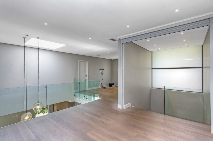 5 Bedroom Property for Sale in Morningside Gauteng