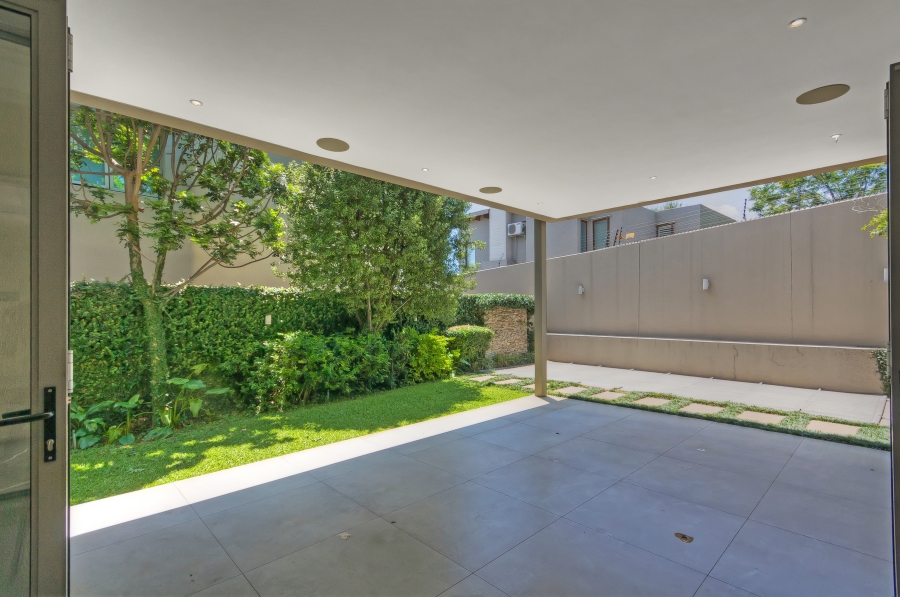 5 Bedroom Property for Sale in Morningside Gauteng