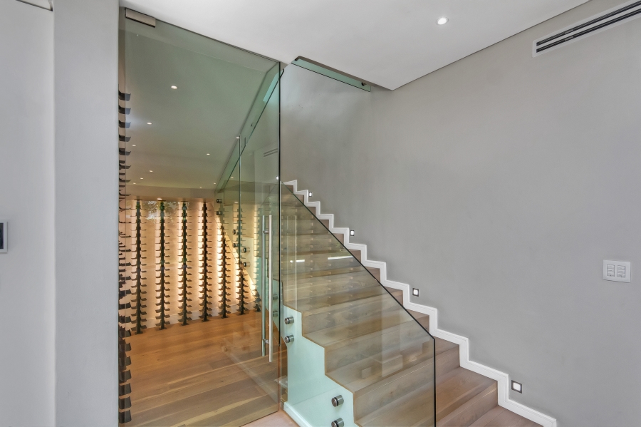 5 Bedroom Property for Sale in Morningside Gauteng