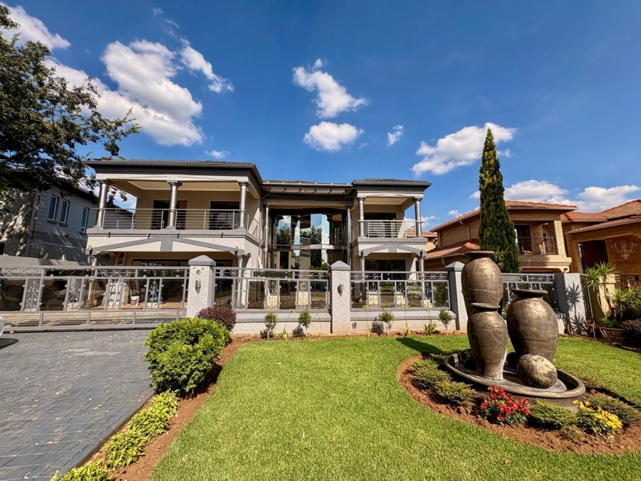 5 Bedroom Property for Sale in Helderwyk Gauteng