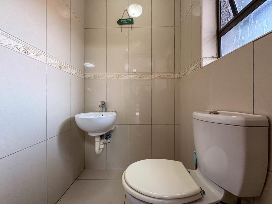 5 Bedroom Property for Sale in Helderwyk Gauteng