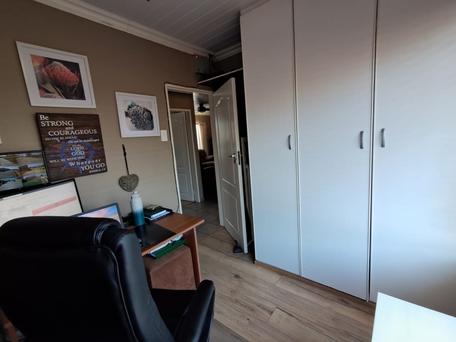 3 Bedroom Property for Sale in Birchleigh Gauteng