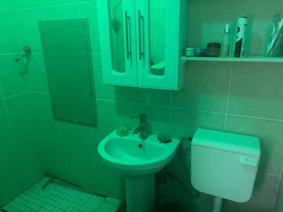 1 Bedroom Property for Sale in La Montagne Gauteng