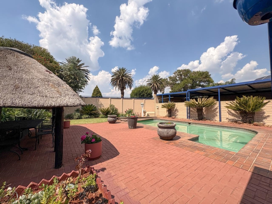 3 Bedroom Property for Sale in Brenthurst Gauteng