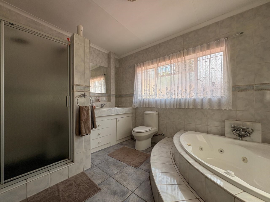 3 Bedroom Property for Sale in Brenthurst Gauteng