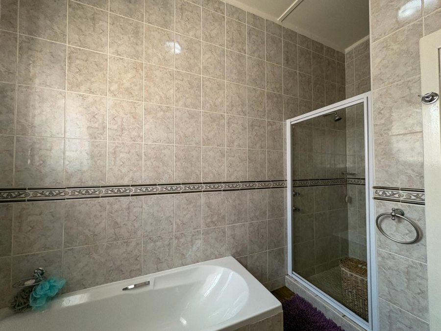 3 Bedroom Property for Sale in Brenthurst Gauteng