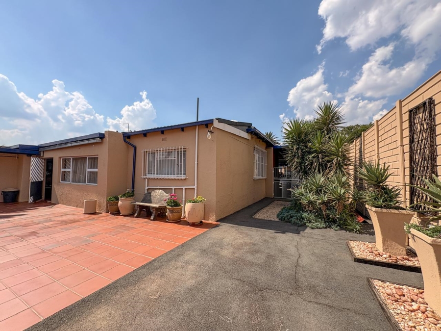 3 Bedroom Property for Sale in Brenthurst Gauteng