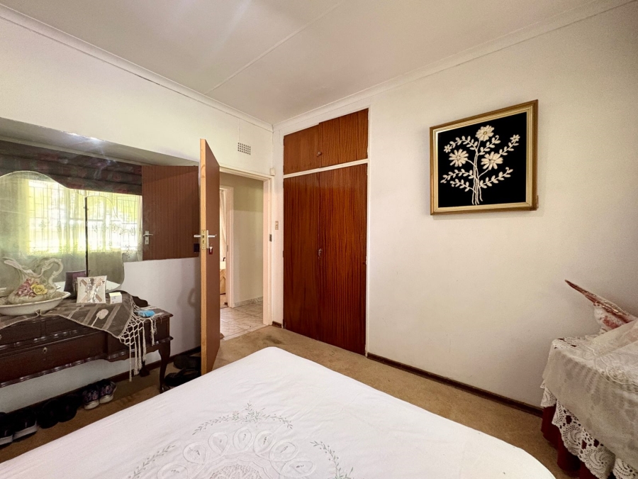 4 Bedroom Property for Sale in Larrendale Gauteng