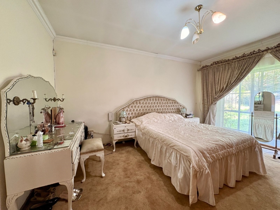 4 Bedroom Property for Sale in Larrendale Gauteng