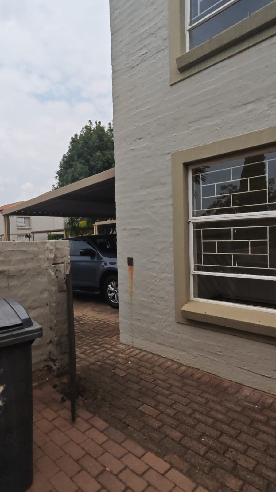 To Let 3 Bedroom Property for Rent in Heuwelsig Estate Gauteng