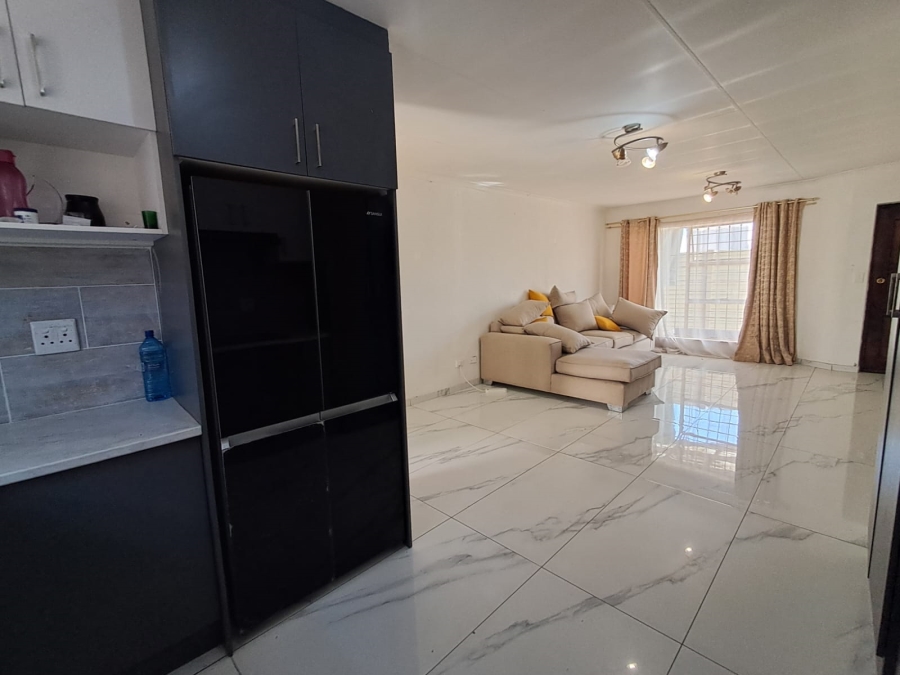 1 Bedroom Property for Sale in Terenure Gauteng