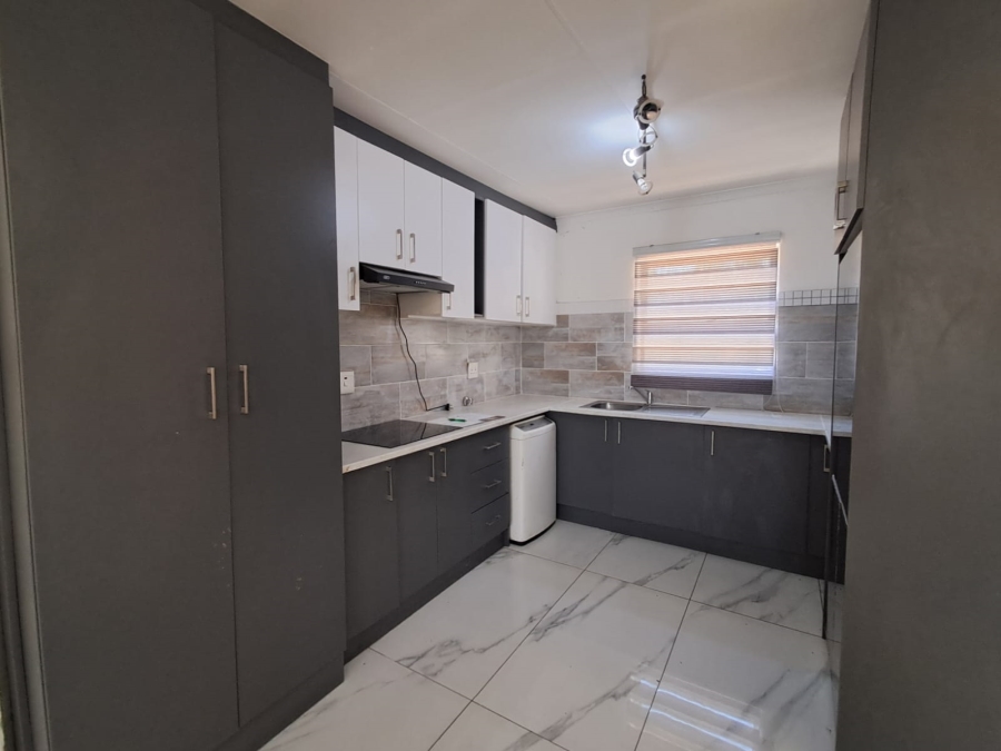1 Bedroom Property for Sale in Terenure Gauteng