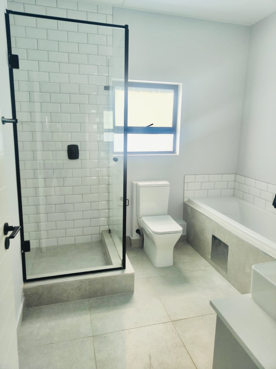 2 Bedroom Property for Sale in Rivonia Gauteng