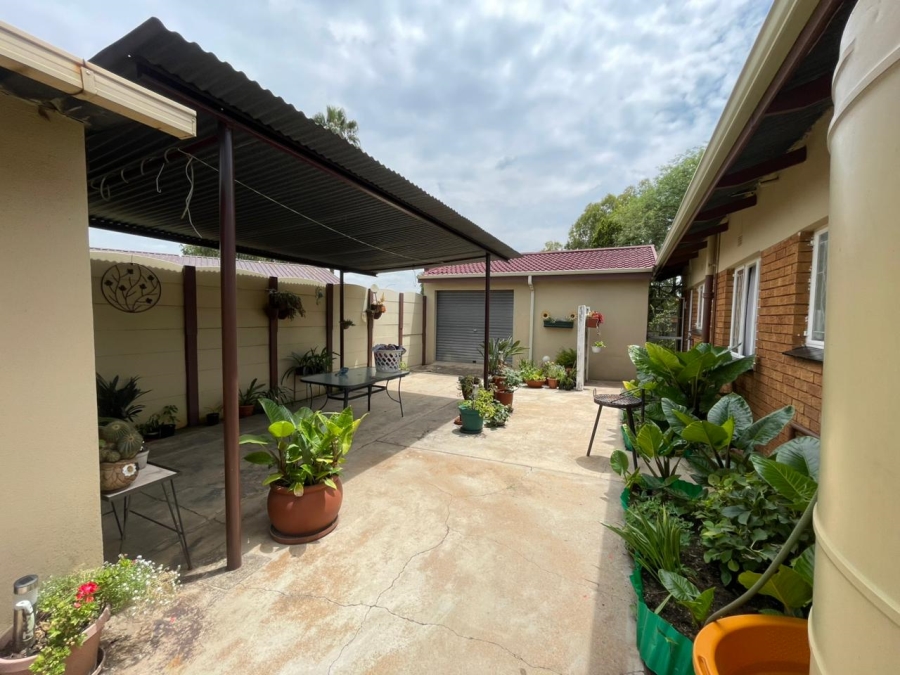 3 Bedroom Property for Sale in Van Dyk Park Gauteng