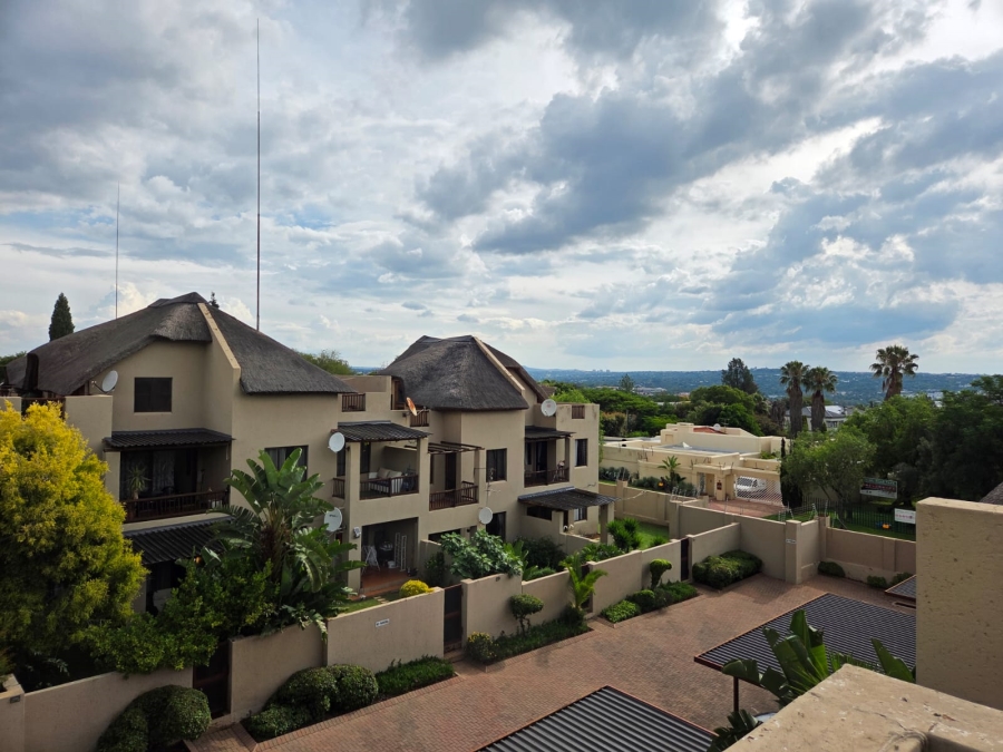 2 Bedroom Property for Sale in Sunninghill Gauteng