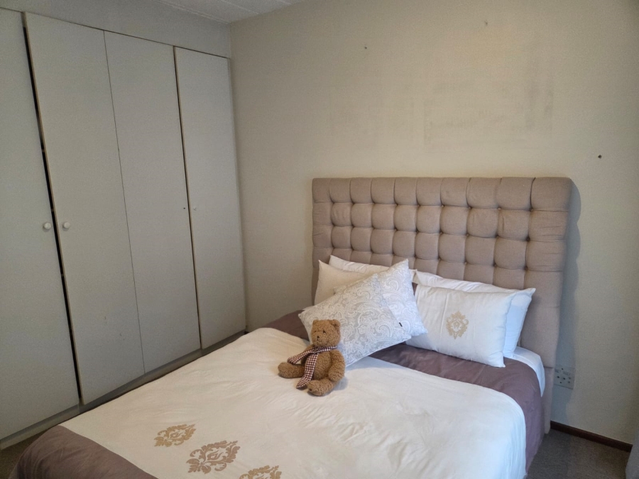 2 Bedroom Property for Sale in Sunninghill Gauteng