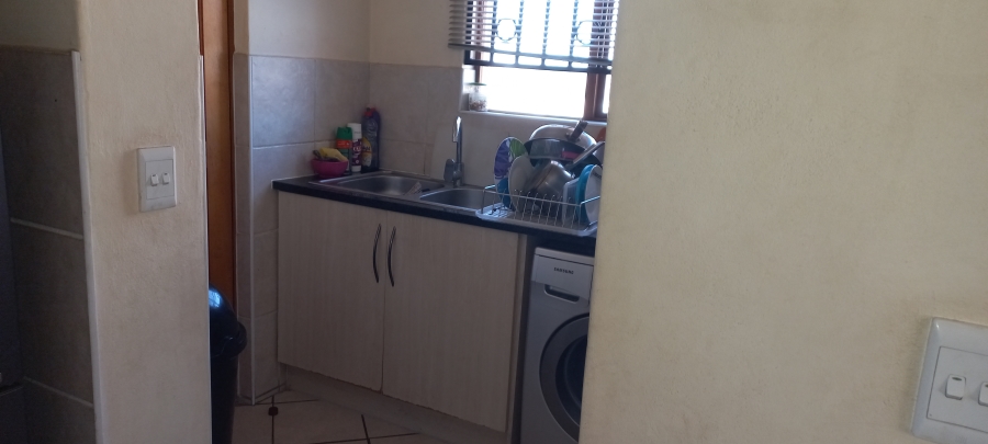 To Let 3 Bedroom Property for Rent in Arundo Estate Gauteng