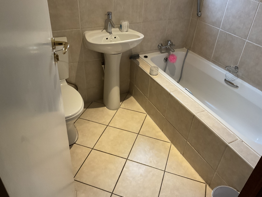 To Let 3 Bedroom Property for Rent in Arundo Estate Gauteng