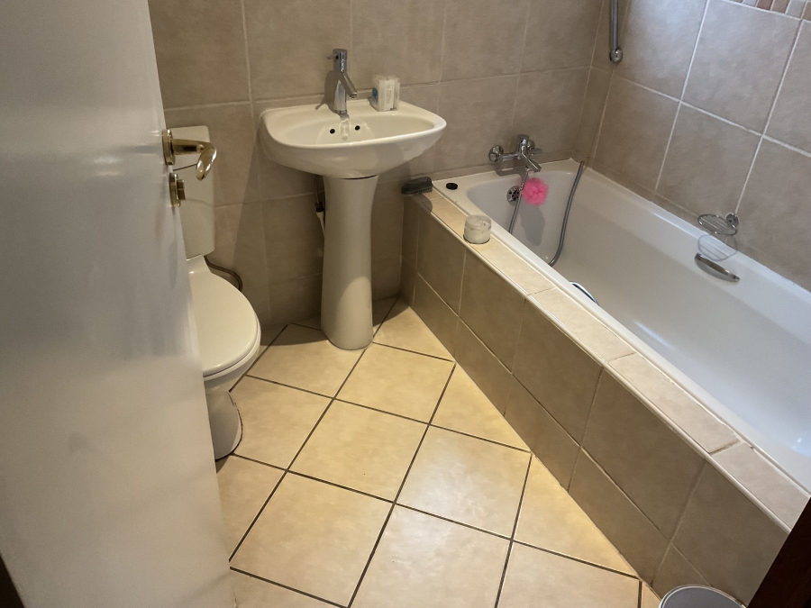 To Let 3 Bedroom Property for Rent in Arundo Estate Gauteng