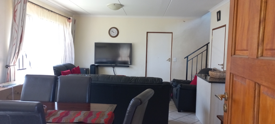 To Let 3 Bedroom Property for Rent in Arundo Estate Gauteng