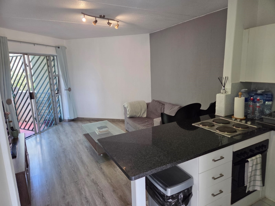 1 Bedroom Property for Sale in Bryanston Gauteng