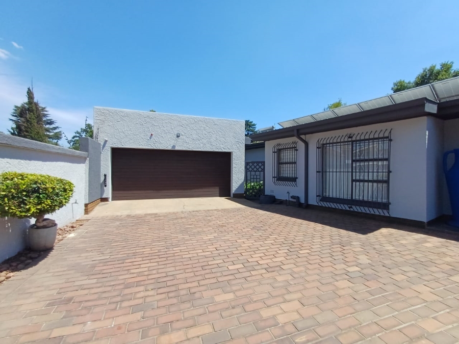 3 Bedroom Property for Sale in Vanderbijlpark SW 5 Gauteng
