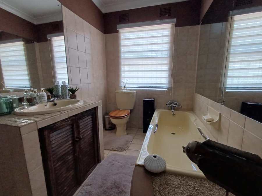 3 Bedroom Property for Sale in Vanderbijlpark SW 5 Gauteng