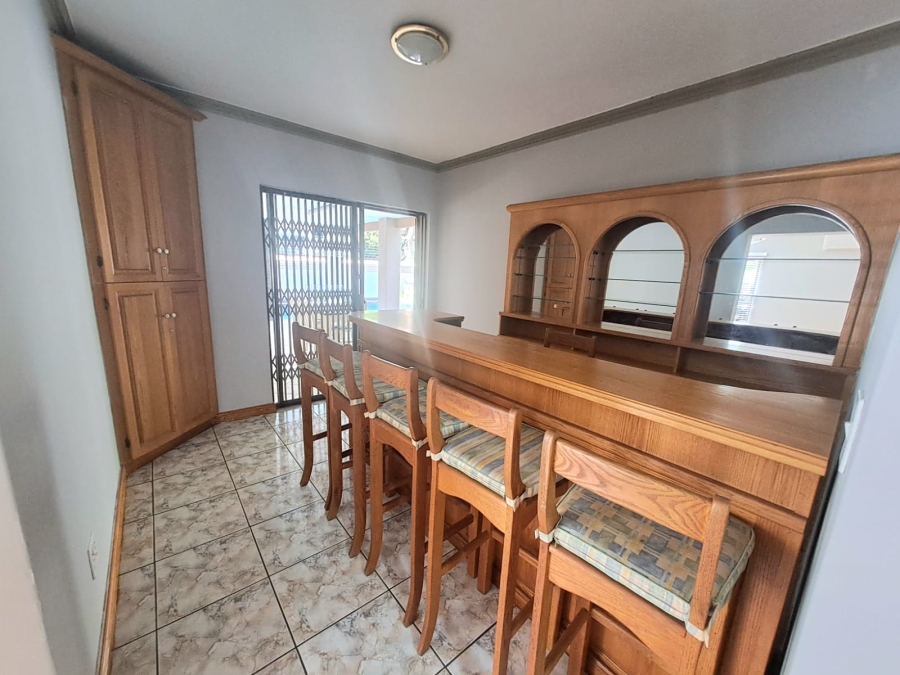 4 Bedroom Property for Sale in Three Rivers Gauteng