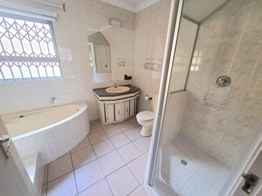 4 Bedroom Property for Sale in Three Rivers Gauteng