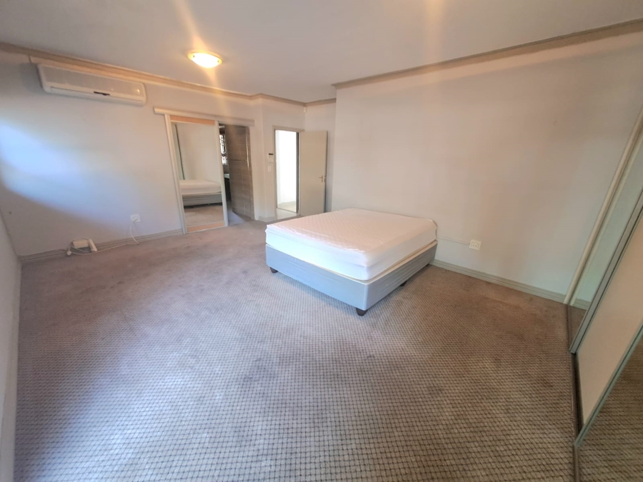 4 Bedroom Property for Sale in Three Rivers Gauteng