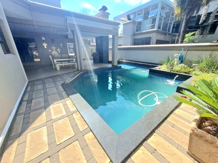 4 Bedroom Property for Sale in Three Rivers Gauteng