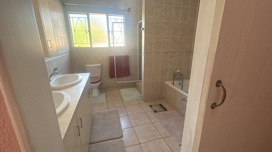 4 Bedroom Property for Sale in Dalpark Ext 1 Gauteng