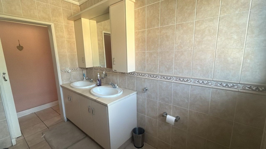 4 Bedroom Property for Sale in Dalpark Ext 1 Gauteng
