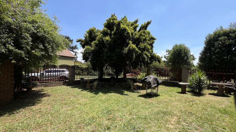 5 Bedroom Property for Sale in Benoni AH Gauteng