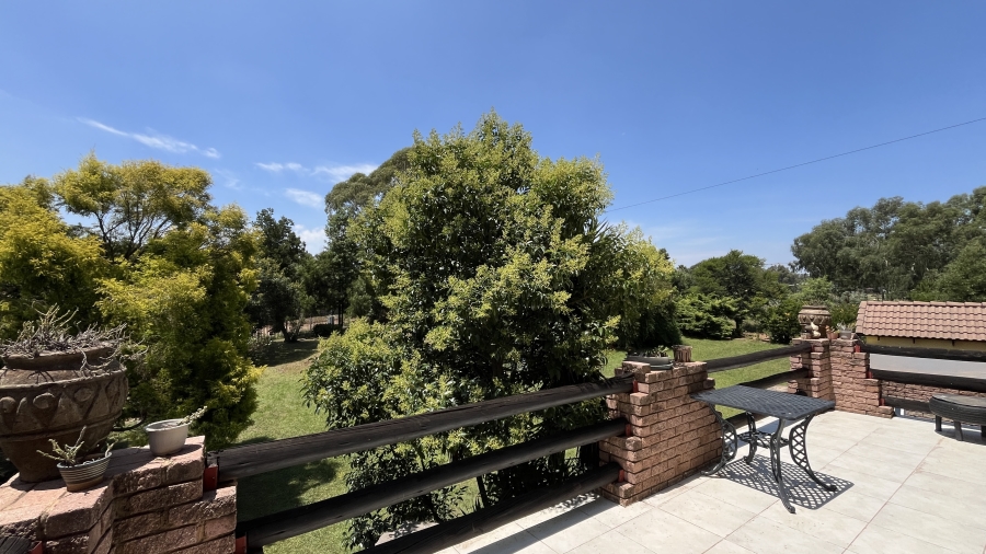 5 Bedroom Property for Sale in Benoni AH Gauteng